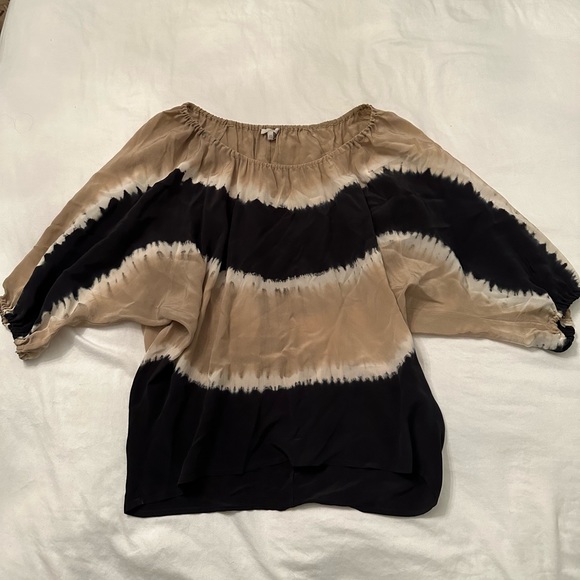 Joie silk off the shoulder top 100% silk - Picture 2 of 3